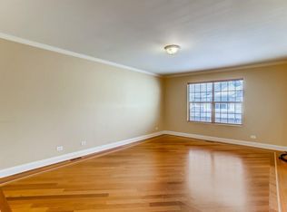 10 George St APT G, Bensenville, IL 60106