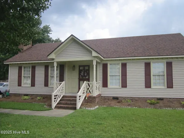 2824 Springflower Drive N, Wilson, NC 27896