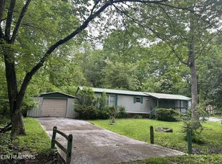 107 Hampshire Ln, Crossville, TN 38558