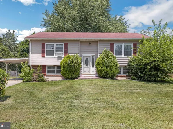 2 Kildoon Dr, Newark, DE 19702