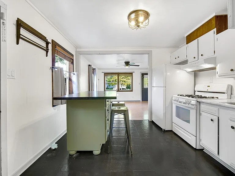 6410 Grand Ave — Photo 10