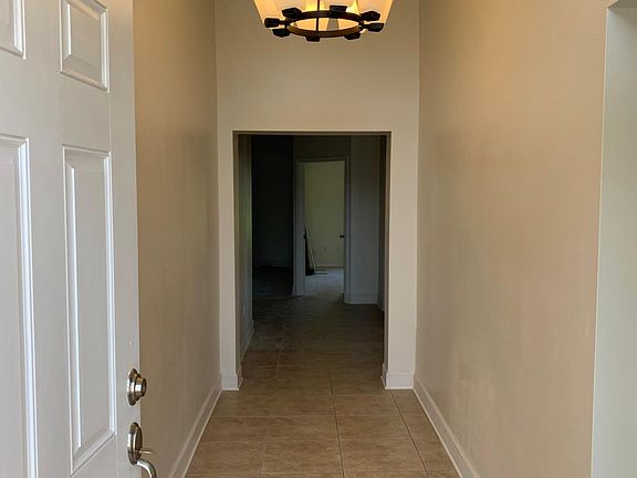 2nd image of 535 Jackson Ave