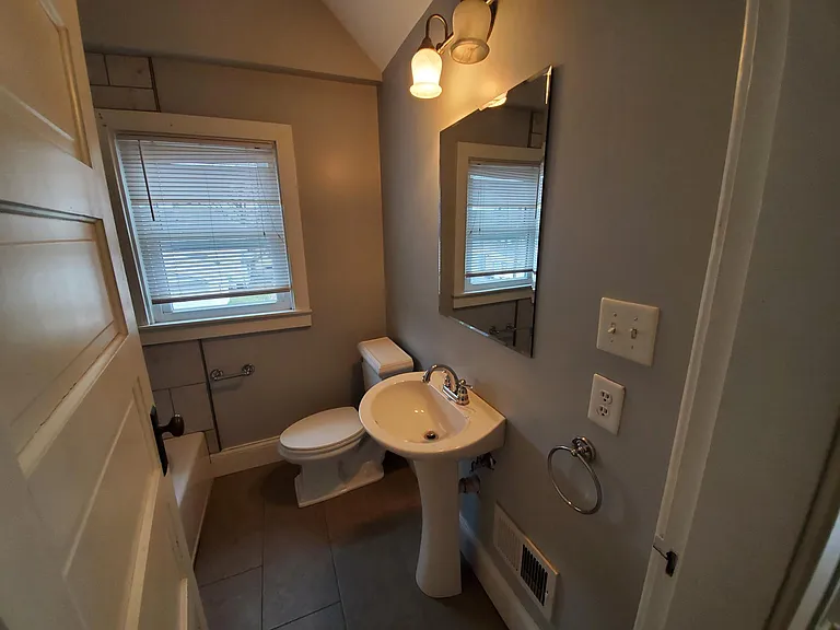 BEDROOM 3 PRIVATE BATH