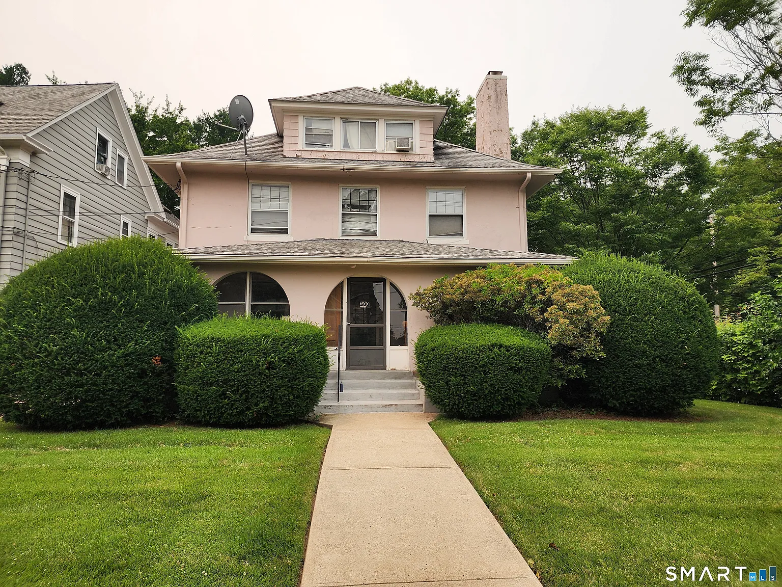 3 bed, 1.0 bath, 1600 sqft, $2,750 — Photo 1
