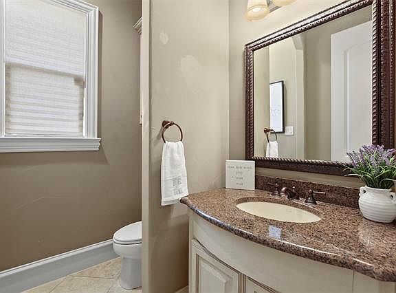 5th image of 4825 Stranz Ln