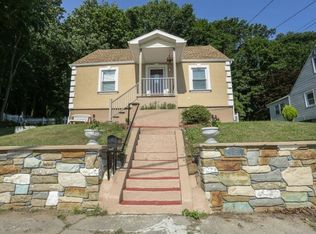 18 Huntington Ave, New Haven, CT 06512