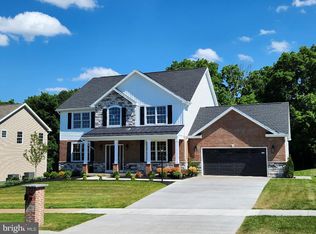 240 Banyan Dr, State College, PA 16801