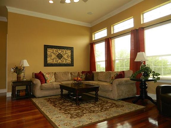 2nd image of 8011 Clark Ct