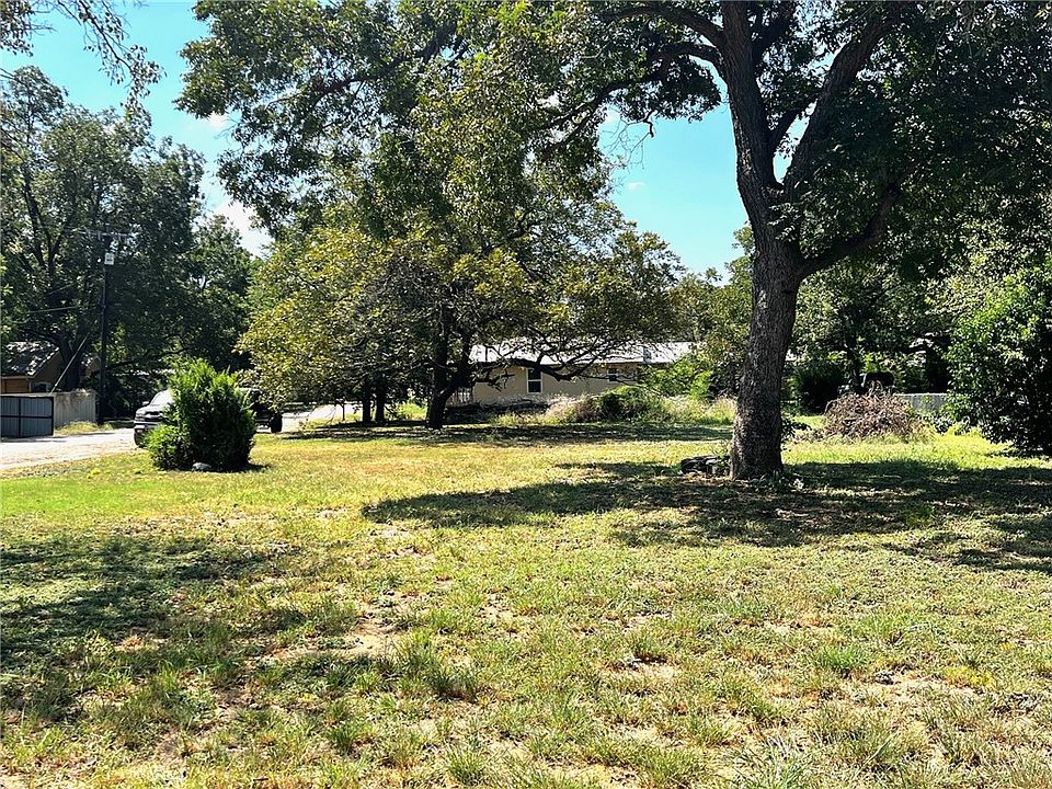 1st image of 808 Avenue A