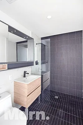 Rented by Mdrn Residential | media 74