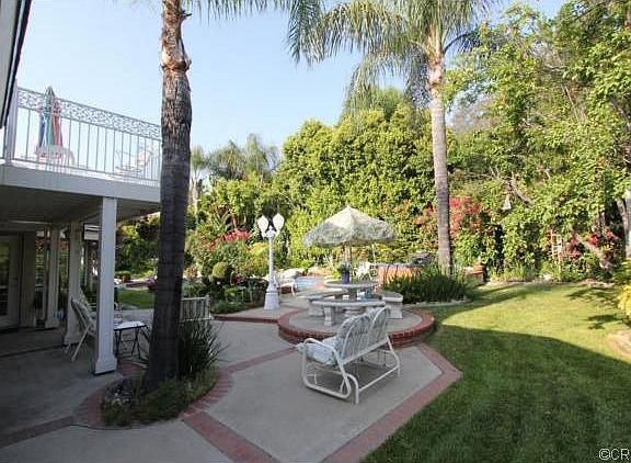 3rd image of 2154 Bonnie Brae Ave