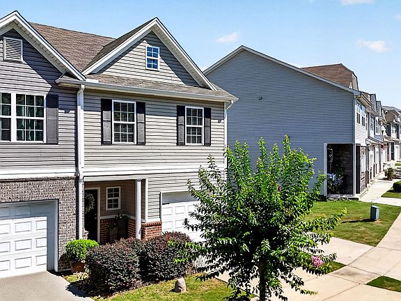 2nd image of 4688 Beacon Ridge Ln