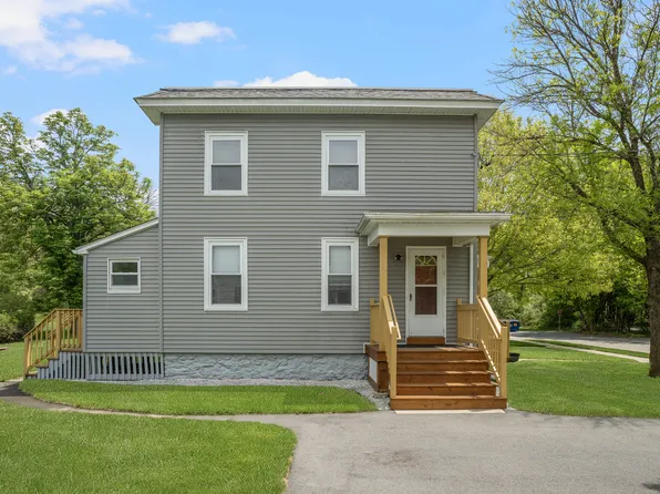 6 Boys Ave, Rogers, CT