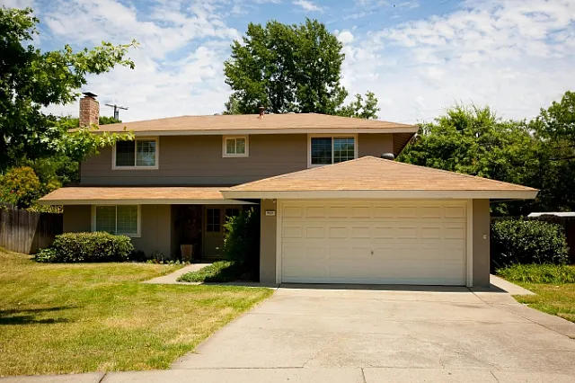 4920 Rockland Way photo 1