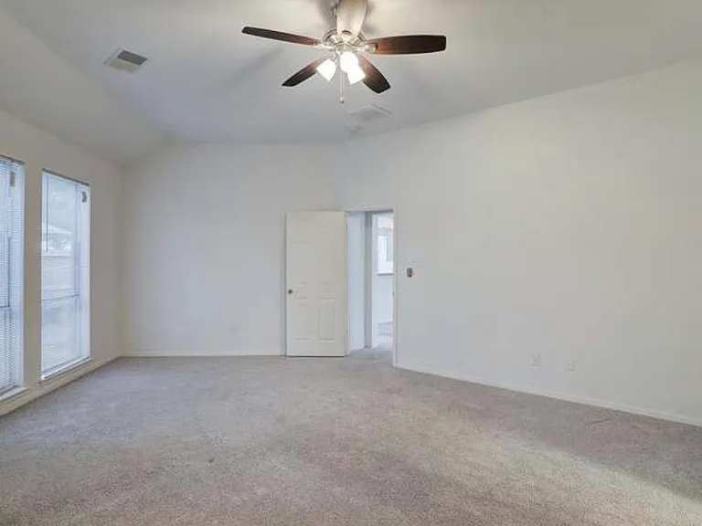 14402 Lawton Ridge Dr — Photo 7