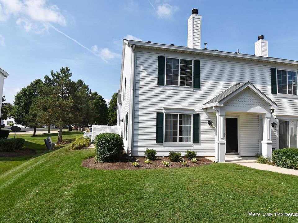 1st image of 769 Hobart Dr Unit A