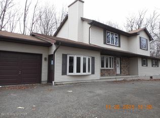 401 Longview Dr, Stroudsburg, PA 18360