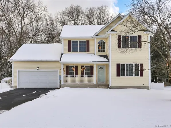 15 Szepanski Road, Windsor Locks, CT 06096