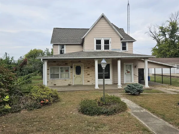 329 E 3rd St, Dallas City, IL 62330