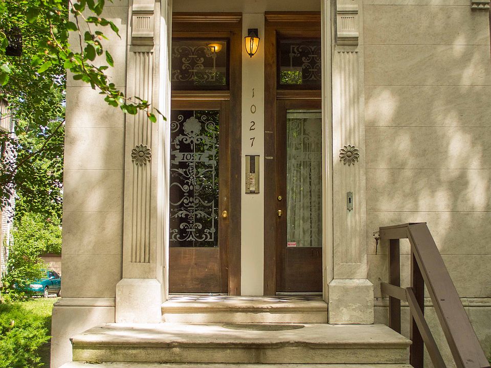 2nd image of 1027 S 4th St APT 3C