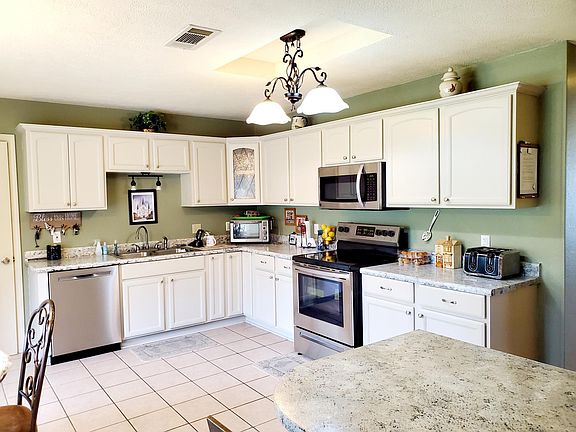 4th image of 1606 Charleston Pl