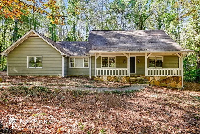3 bed, 2.5 bath, 1953 sqft, $2,145 — Photo 1