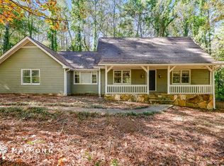 245 Devilla Ct, Fayetteville, GA 30214