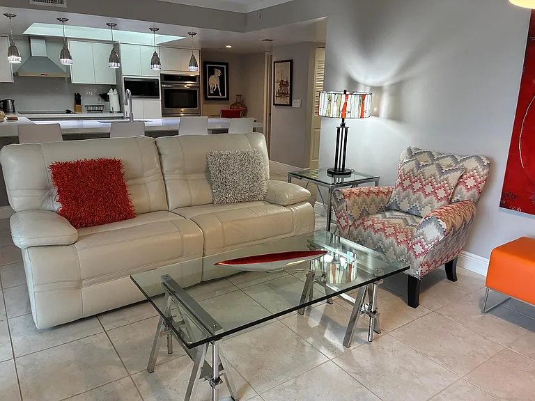 2455 Lindell Blvd #3304 — Photo 7