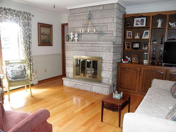 5th image of 311 S Midland Ave
