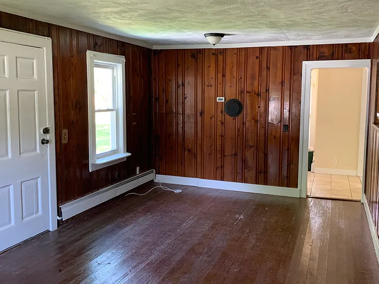 Living/dining room