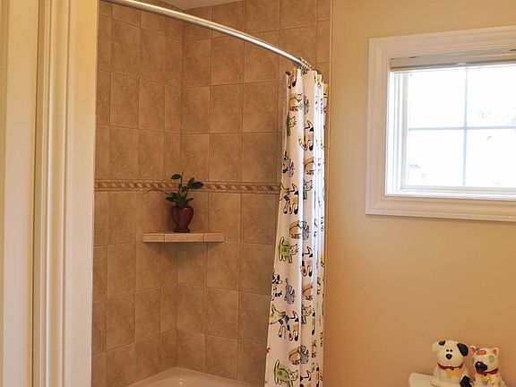 Upper Level Bathroom