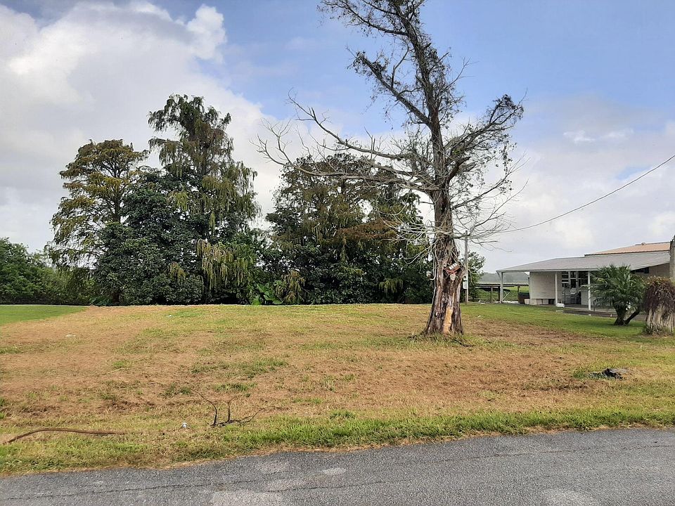 2nd image of 3001 SE 18th Ct