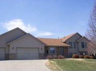 920 Saint Andrews Pl NE, Owatonna, MN 55060