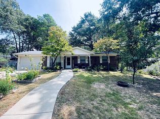 1203 Jay Ln, Tahlequah, OK 74464