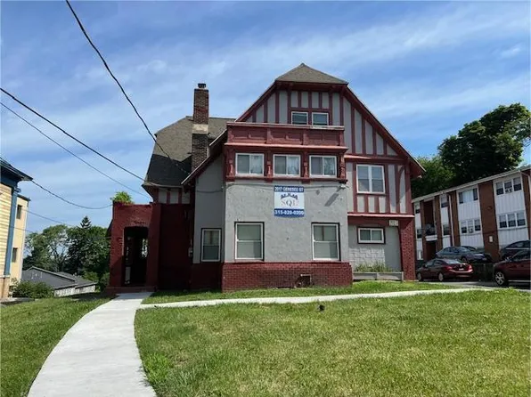 2017 E Genesee St, Syracuse, NY