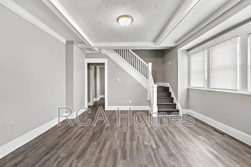 3 bed, 2.0 bath, $1,650 — Photo 4