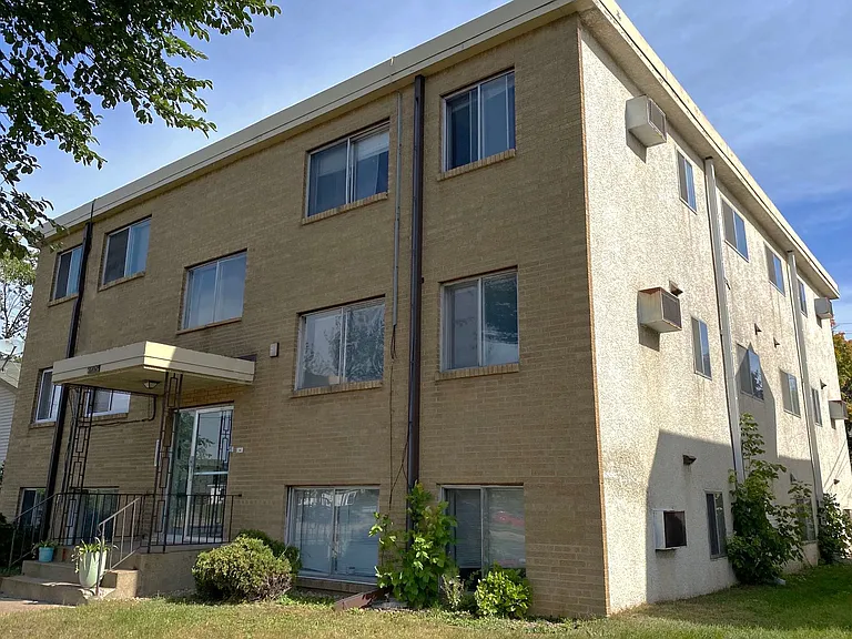 Central Flats — Photo 2