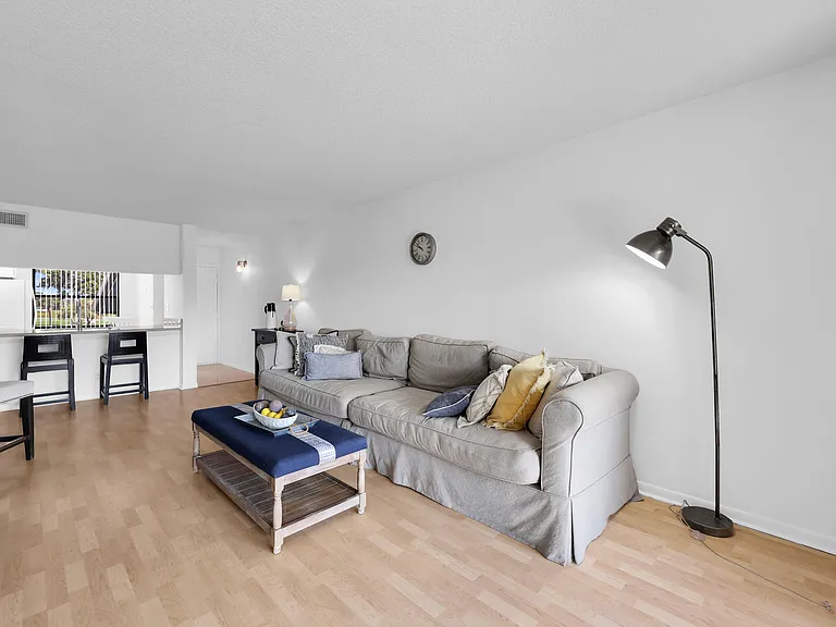 12962 Briarlake Dr #202 — Photo 12