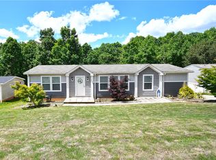 109 Lyle Dr, Taylors, SC 29687