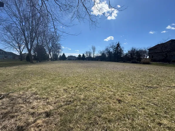 Ashburn Ashburn Ln, West Chicago, IL 60185