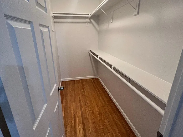 18154 Rayen St — Photo 22