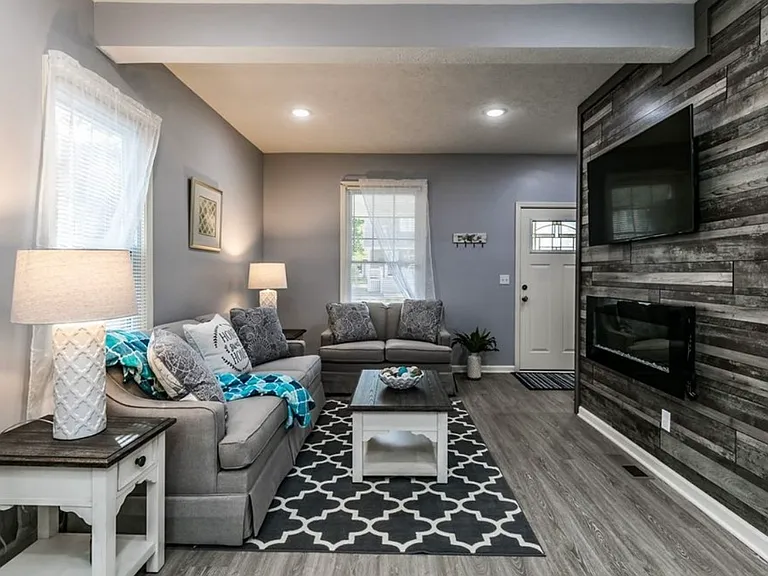 1051 Westmoreland Ave #1 — Photo 5