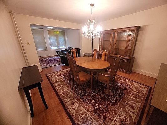 5th image of 2221 27th St #1