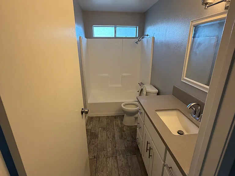 1168 Raymond Ave #D — Photo 18