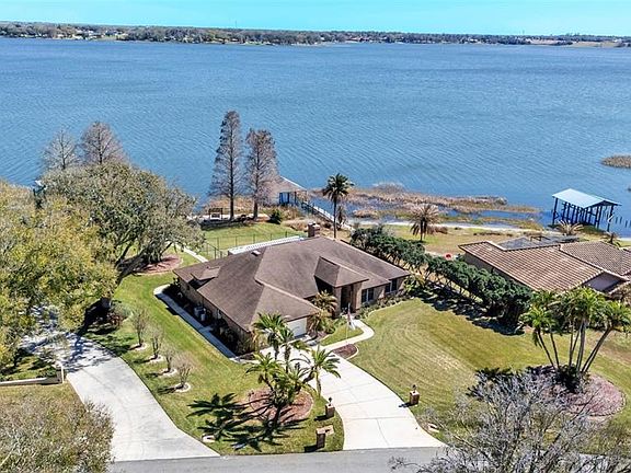 4th image of 122 W JULIANA WAY