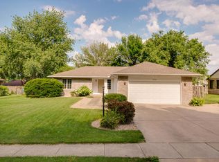 404 N Smith Rd, Urbana, IL 61802