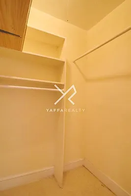 Rented by Yaffa Realty LLC | media 8