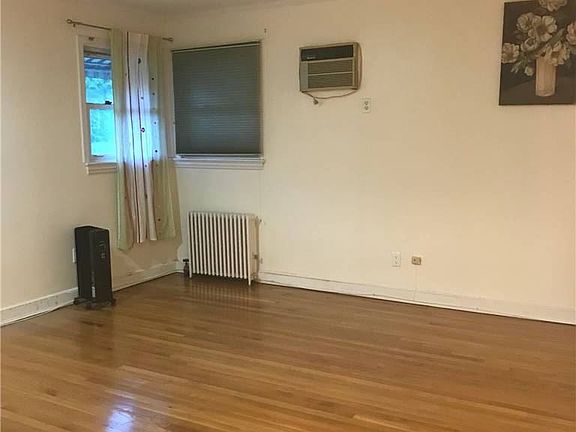 4th image of 5021 Oceania St