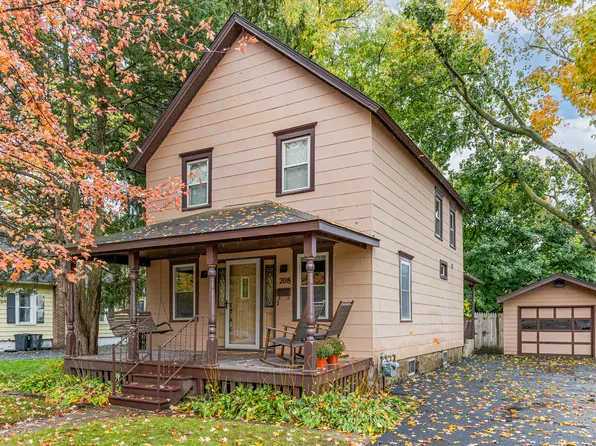 208 North St, Dundee, IL 60118