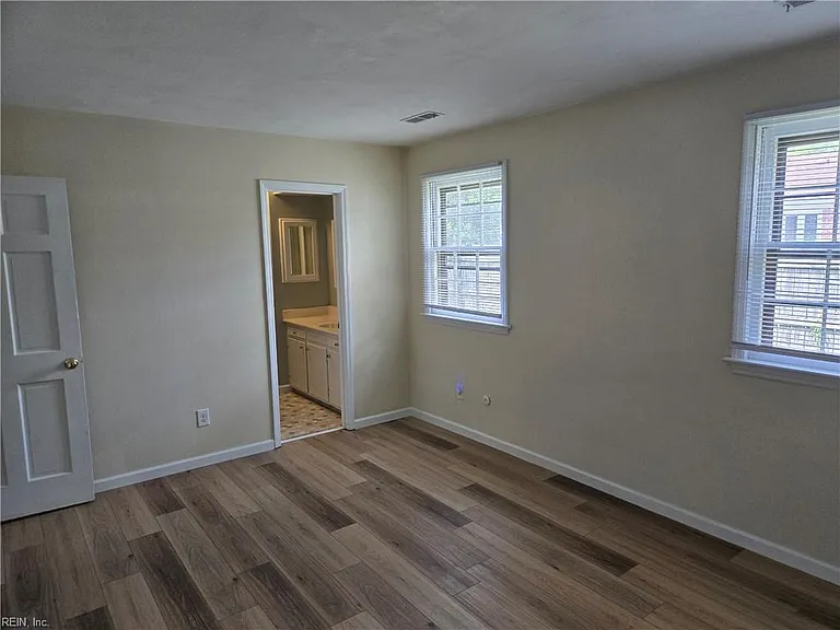 844 Lord Leighton Dr — Photo 27